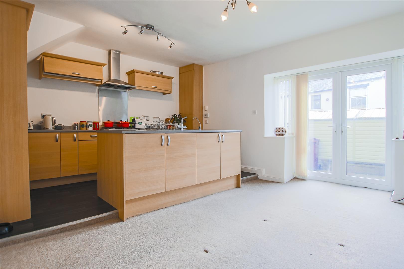 3 Bed Mid Terrace House For Sale - Main Image